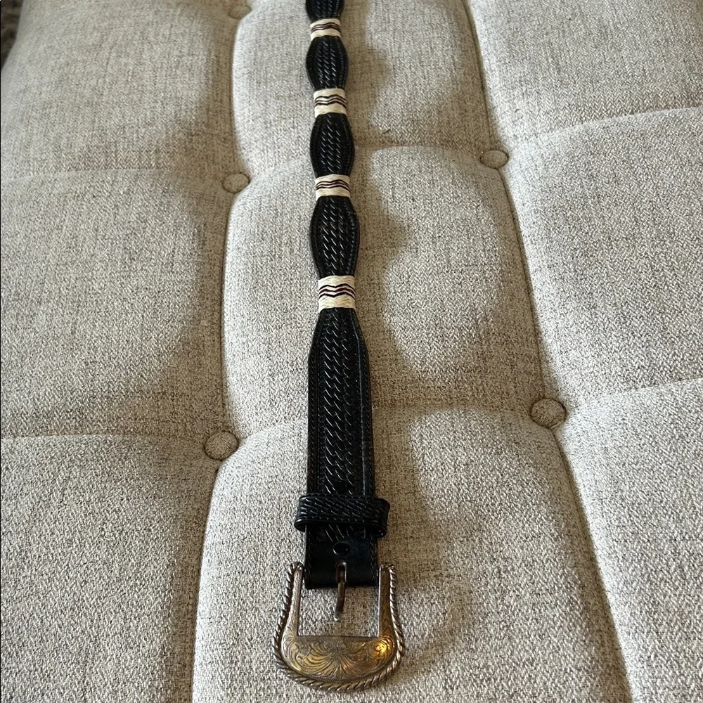 TONY LAMA MENS BLACK SCALLOPED RAWHIDE BELT SIZE 32